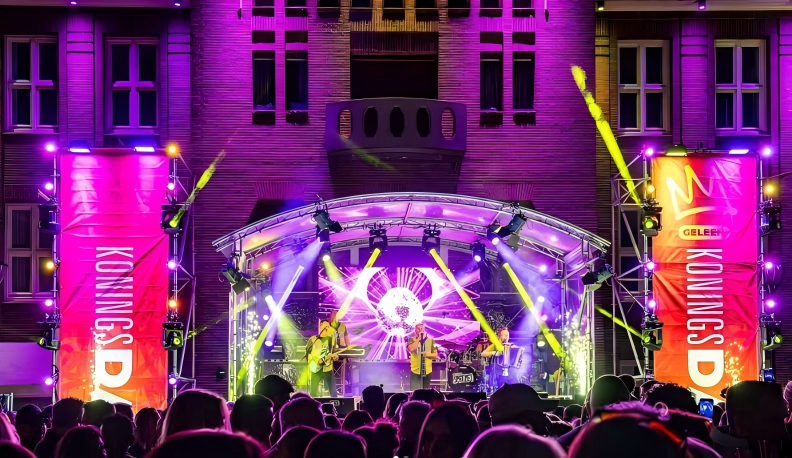 Cruiser LED 300 Beam Crucero LED 300 Haz